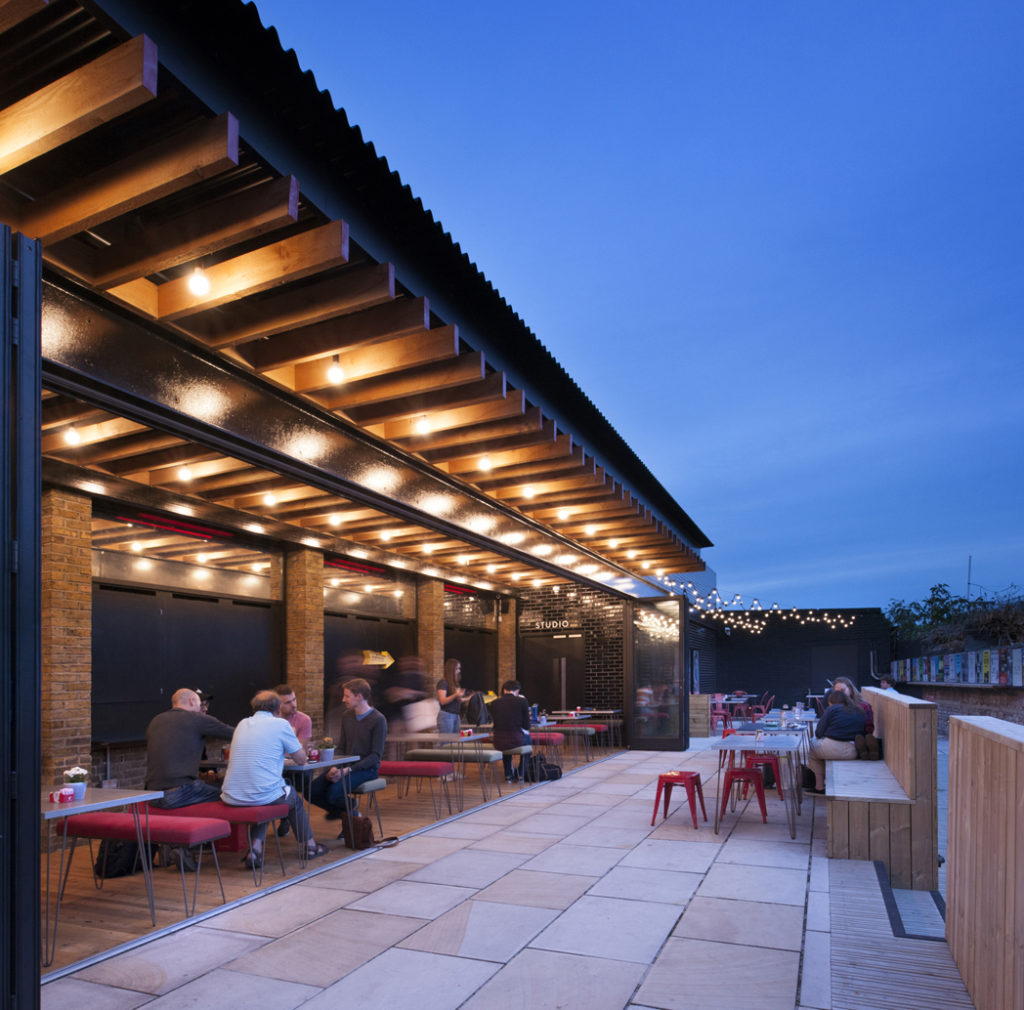 BUSH THEATRE [SLIVER] SUPRBLK.